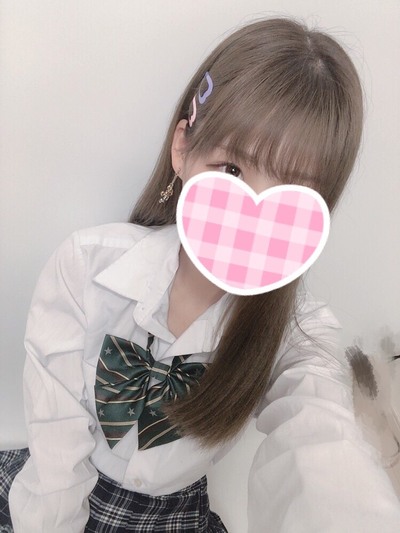 めいく【ふわふわ系スレンダー美少女】のプロフィール写真