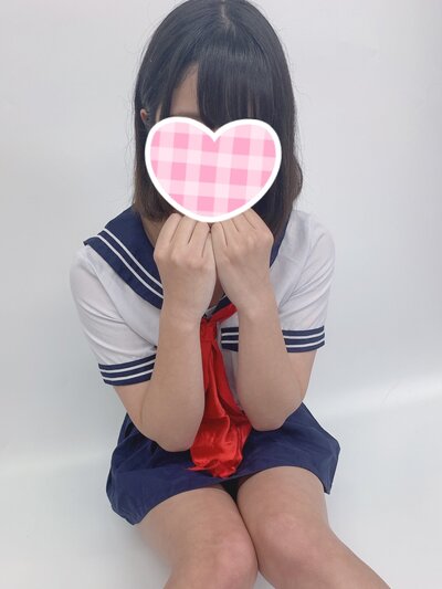 ほのの【中退年齢18歳！Eカップ】のプロフィール写真