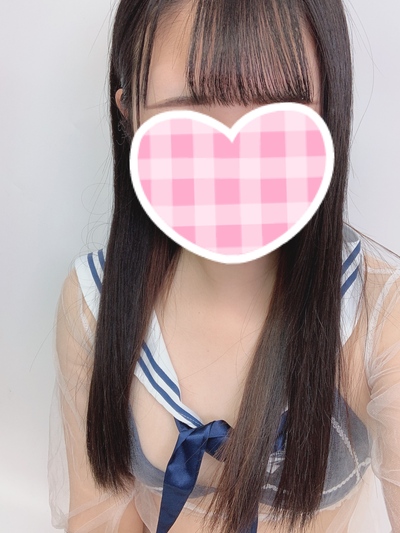 くも【黒髪高身長スレンダー少女】のプロフィール写真