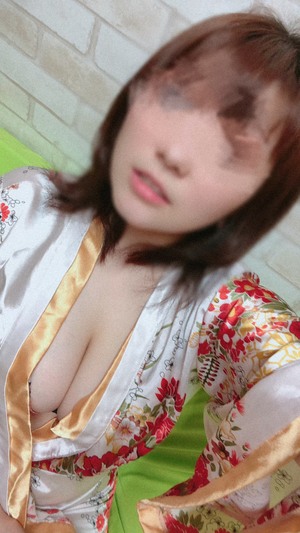 みお（体験入店中）のプロフィール写真