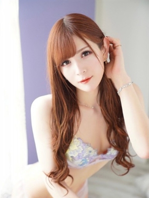 なお【ニューハーフ】のプロフィール写真