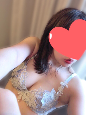 弥栄やよいのプロフィール写真