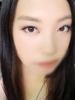 細身パイパンＦ乳　みうのプロフィール写真
